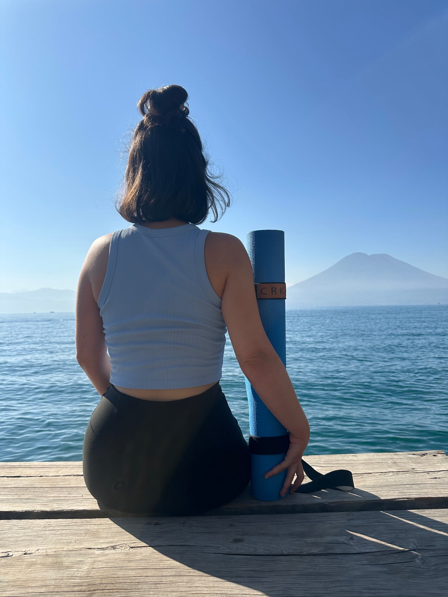 La correa negra • Correa para transportar esterilla de yoga y correa para hacer ejercicio