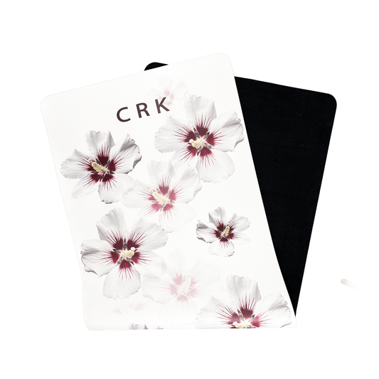 Crk Yoga Mat made of Recycled Natural Rubber with an Alignment System, 4mm Thick • The White Mat PRESALE - Crk